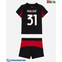 Fotballdrakt Barn AC Milan Strahinja Pavlovic #31 Hjemmedraktsett 2025-26 Kortermet (+ Korte bukser)